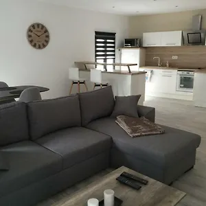  Appartement L'islois France
